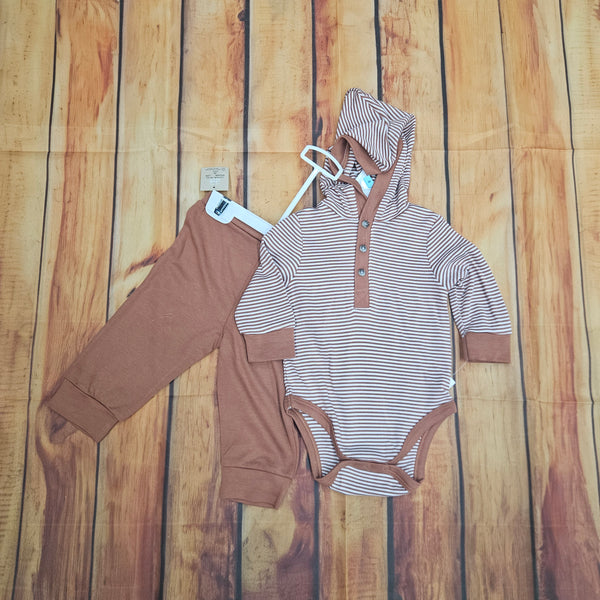LITTLE ME RUST HENLEY BODYSUIT 2PC SET
